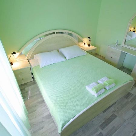 Good Vibes Apartment 扎达尔 外观 照片