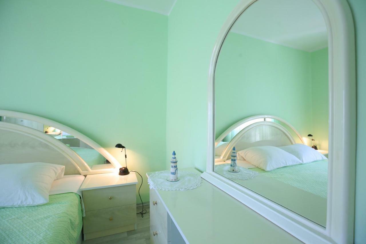 Good Vibes Apartment 扎达尔 外观 照片